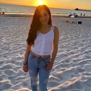 Meet your Posher, Cassie